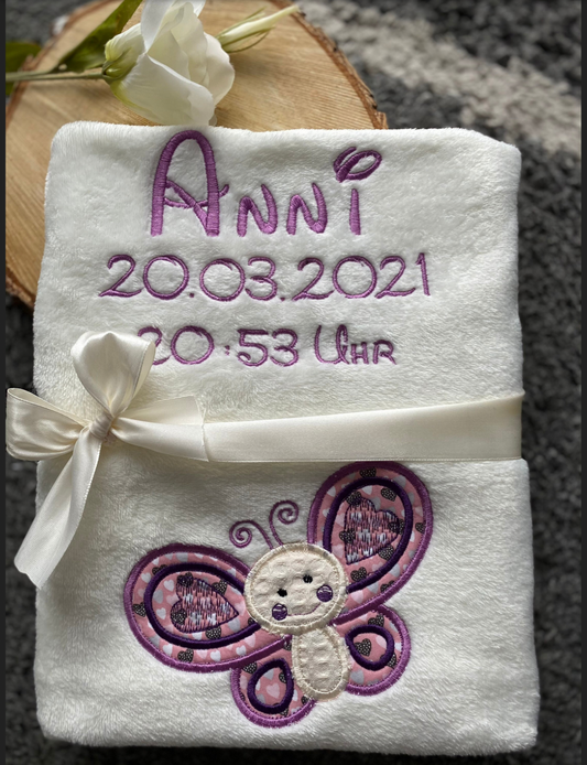 Babydecke Schmetterling Anni personalisierbar mit Namen, Datum, Gewicht, Uhrzeit und Größe