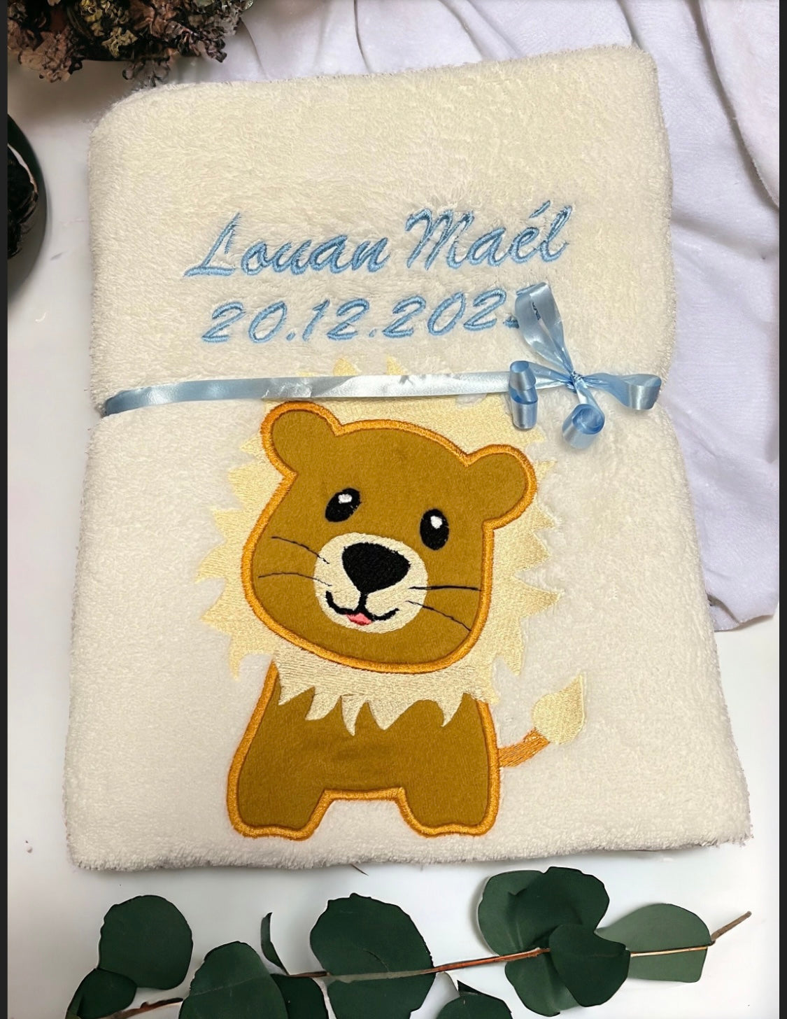 Babydecke Löwe Leo personalisierbar mit Namen, Datum, Gewicht, Uhrzeit und Größe