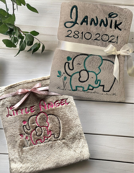 Babydecke Elefantenmama mit Kind personalisierbar mit Namen, Datum, Gewicht, Uhrzeit und Größe