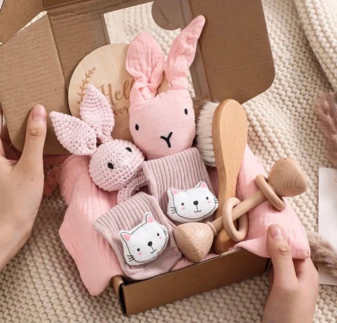 Newborn Set kleiner Hase Emmi rosafarben - XXL - 6teilig