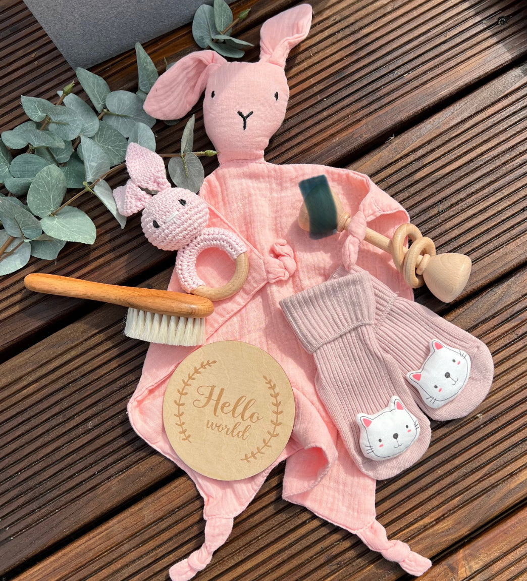 Newborn Set kleiner Hase Emmi rosafarben - XXL - 6teilig